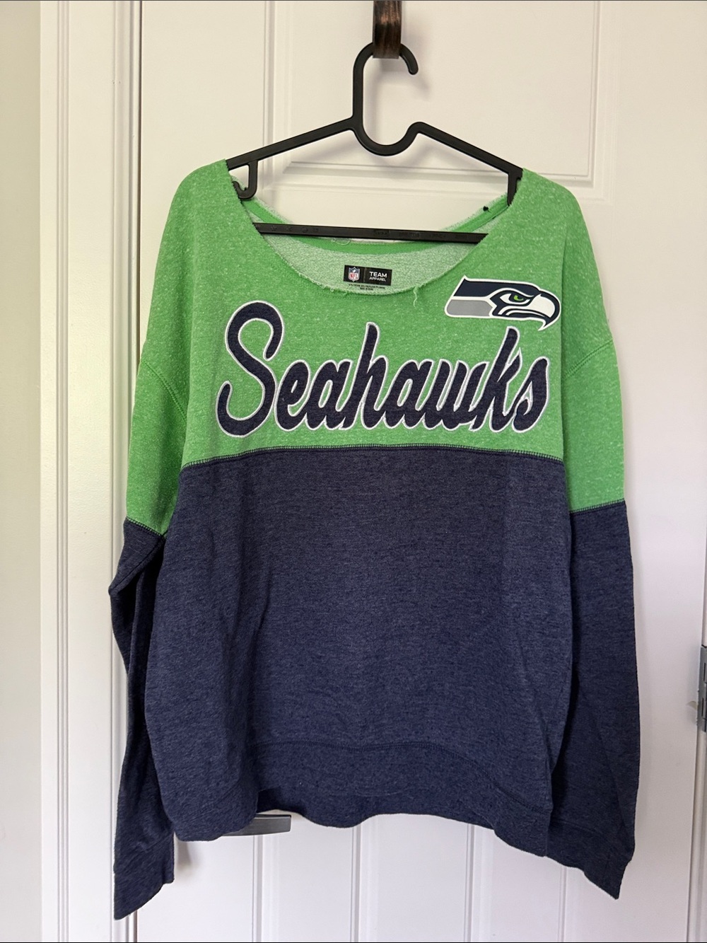 NFL Seahawks Women's Two-Tone Crewneck Sweatshirt - Neon Green & Navy